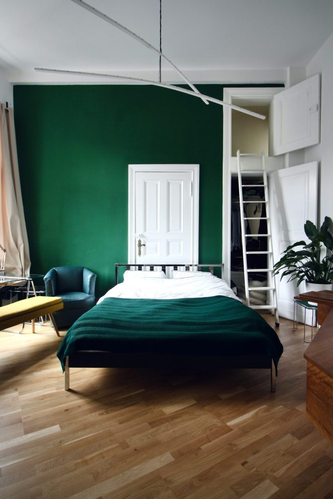 
 Color Psychology for Home: How to Choose Shades Moon and Spaces
